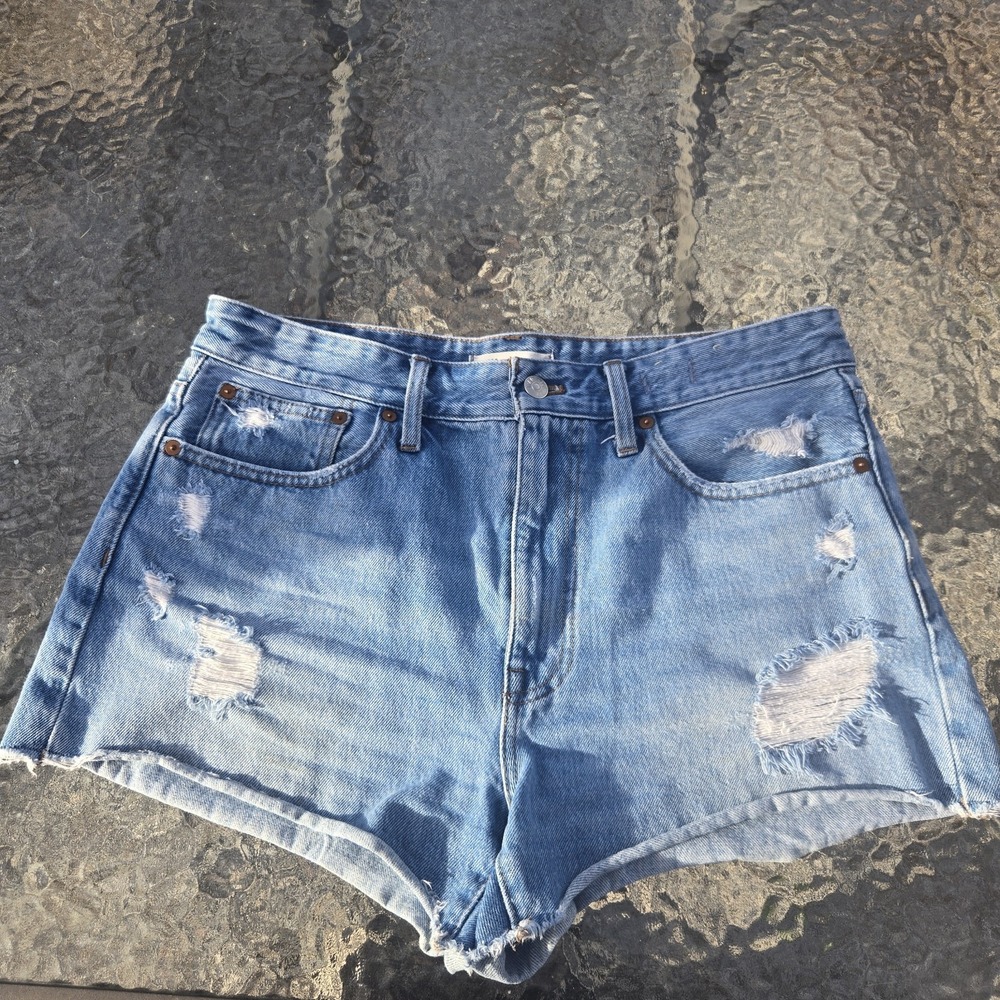 Madewell Relaxed Denim Shorts Distressed Frayed Hem Light Wash Size 28